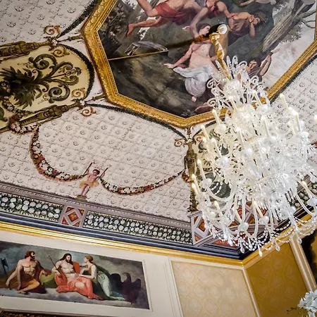 מלון Eurostars Palace 4*