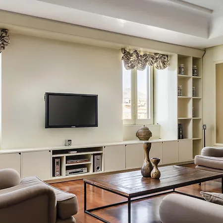 Eurostars Palace מלון 4*